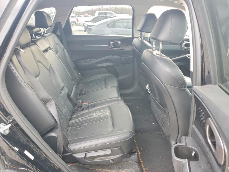 Photo 11 from auction – 2023 KIA SORENTO with VIN 5XYRL4LCXPG229401