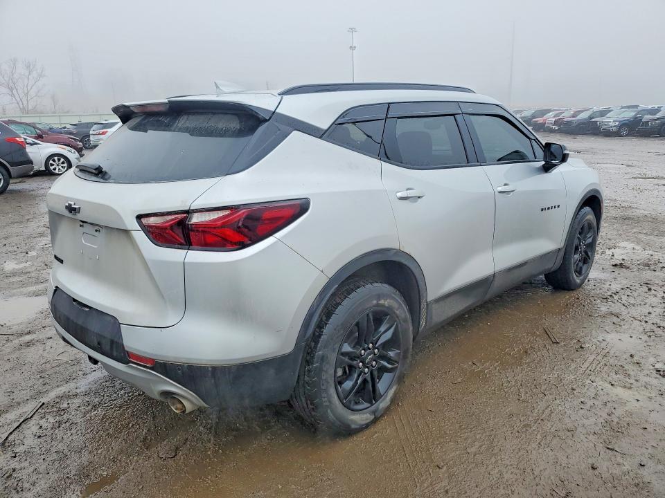 Photo 3 from auction – 2020 CHEVROLET BLAZER with VIN 3GNKBCRS4LS702478