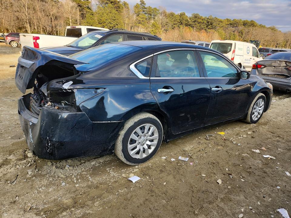Photo 3 from auction – 2015 NISS ALTIMA with VIN 1N4AL3AP2FC584908