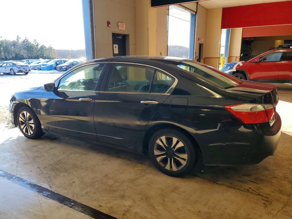 Photo 2 from auction – 2015 HONDA ACCORD LX with VIN 1HGCR2F3XFA103978