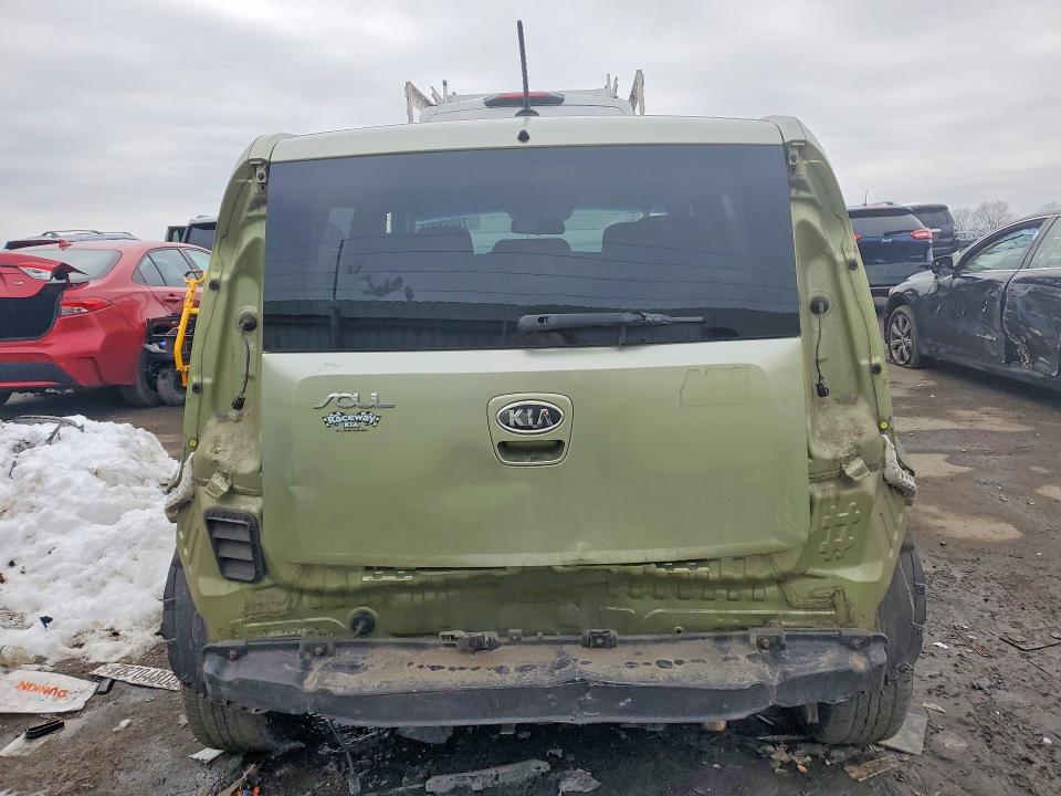 Photo 6 from auction – 2011 KIA SOUL with VIN KNDJT2A27B7209737