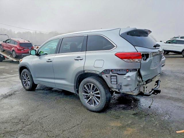 Foto 2 de la subasta – 2017 TOYOTA HIGHLANDER con VIN 5TDJZRFH3HS461763
