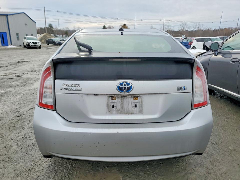Photo 6 from auction – 2013 TOYOTA PRIUS with VIN JTDKN3DU1D1734476