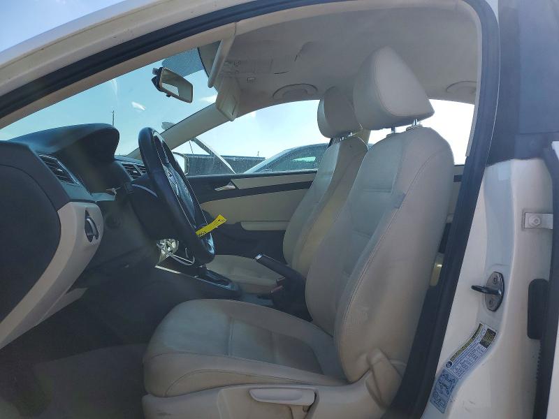 Photo 7 from auction – 2012 VOLKSWAGEN JETTA SE with VIN 3VWDP7AJ6CM367965