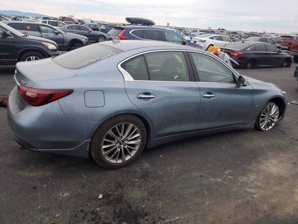 Photo 3 from auction – 2019 INFINITY Q50 with VIN JN1EV7AP5KM515439