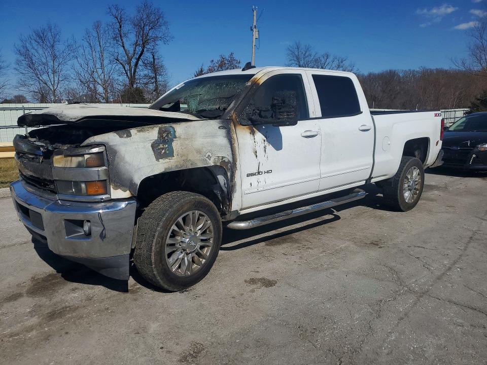CHEVROLET SILVERADO 2017 with VIN 1GC1KVEY0HF138706 - Photo from auction