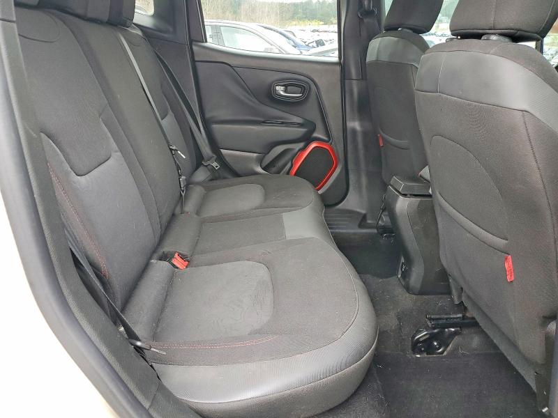 Photo 10 from auction – 2016 JEEP RENEGADE with VIN ZACCJBCT2GPD55249