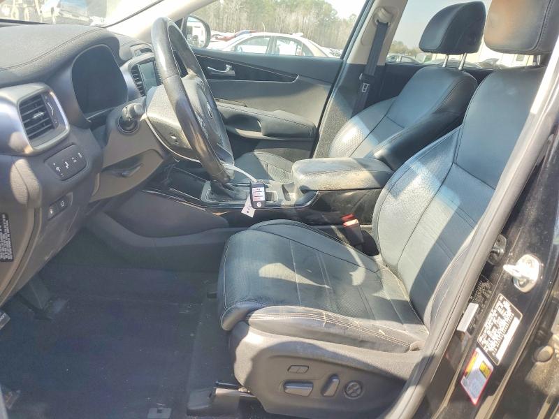 Photo 7 from auction – 2017 KIA SORENTO with VIN 5XYPK4A56HG313344