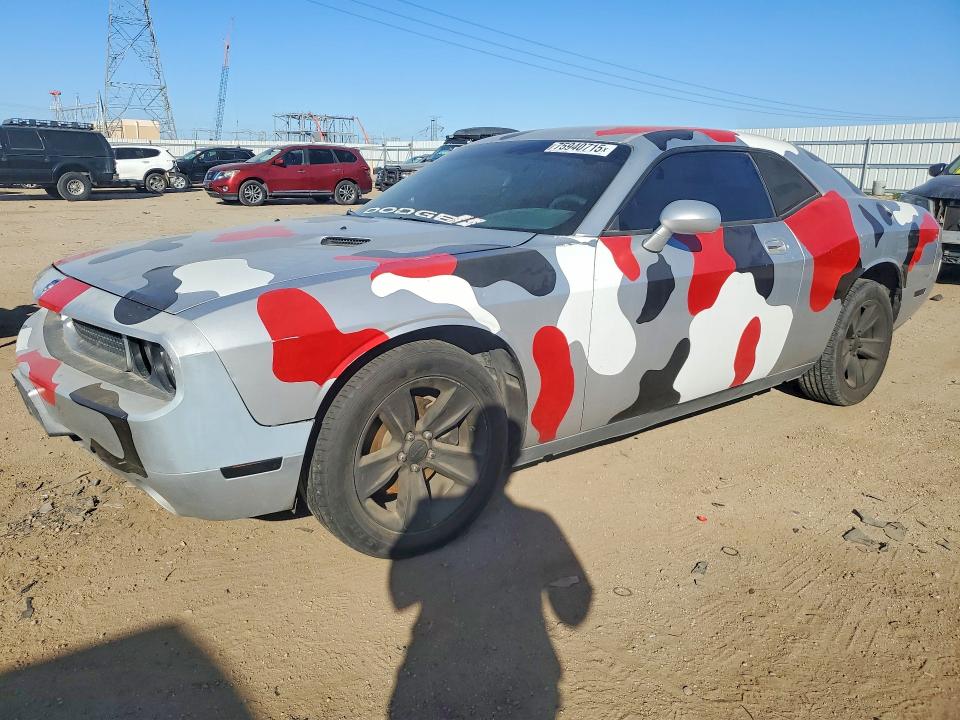DODGE CHALLENGER 2010 with VIN 2B3CJ4DV3AH306681 - Photo from auction
