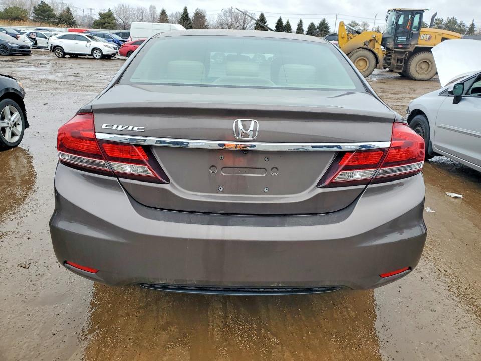 Photo 6 from auction – 2015 HONDA CIVIC EX with VIN 19XFB2F86FE102691