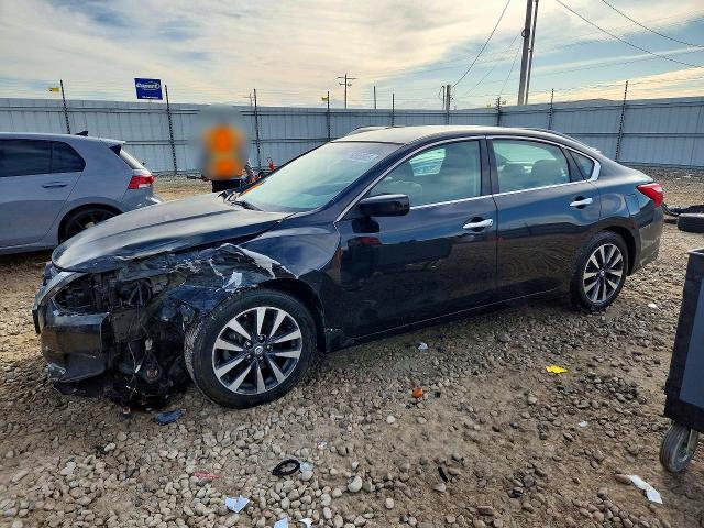 NISSAN ALTIMA 2017 with VIN 1N4AL3AP3HC188604 - Photo from auction