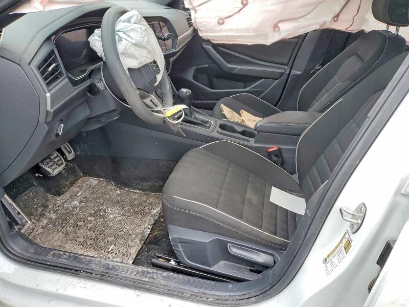 Photo 7 from auction – 2023 VOLKSWAGEN JETTA with VIN 3VWBM7BU1PM025208