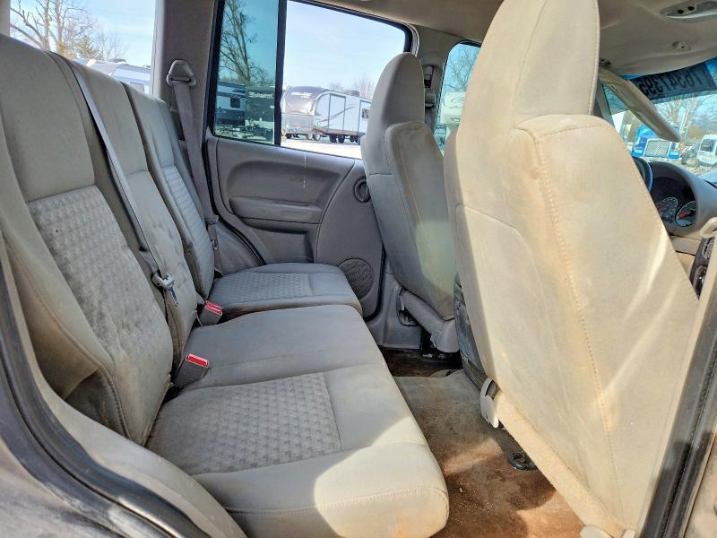 Photo 11 from auction – 2005 JEEP LIBERTY SP with VIN 1J4GL48K45W552425