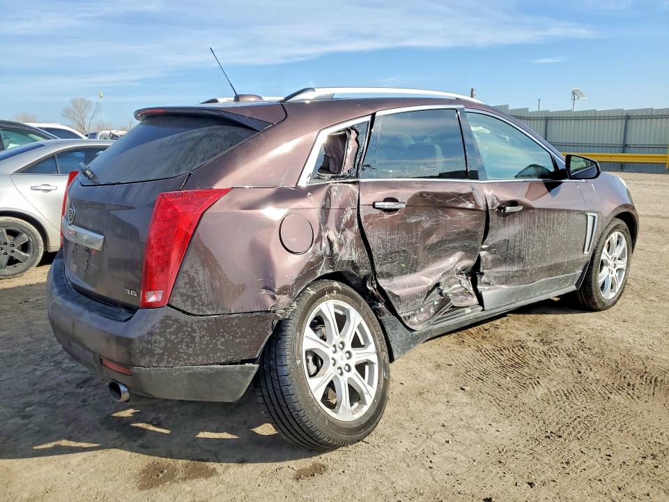 Photo 3 from auction – 2015 CADILLAC SRX PREMIU with VIN 3GYFNGE36FS548880