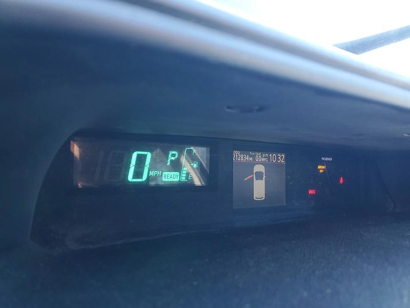 Photo 9 from auction – 2012 TOYOTA PRIUS C with VIN JTDKDTB36C1519087