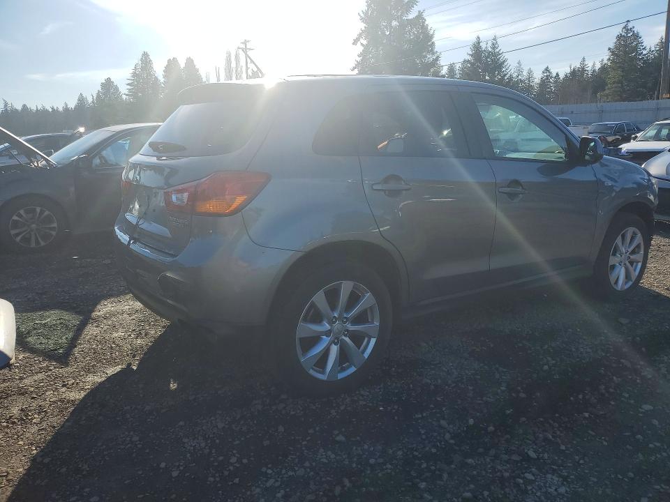 صورة رقم 3 من المزاد - 2015 MITSUBISHI OUTLANDER مع VIN 4A4AP3AU6FE029929