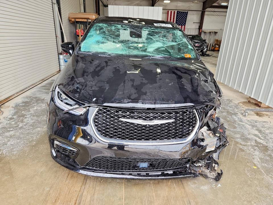 Photo 5 from auction – 2026 CHRYSLER PACIFICA with VIN 2C4RC1BG6TR200843