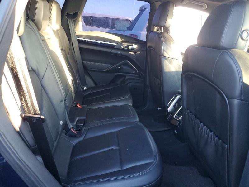 Photo 10 from auction – 2011 PORSCHE CAYENNE with VIN WP1AB2A26BLA54011