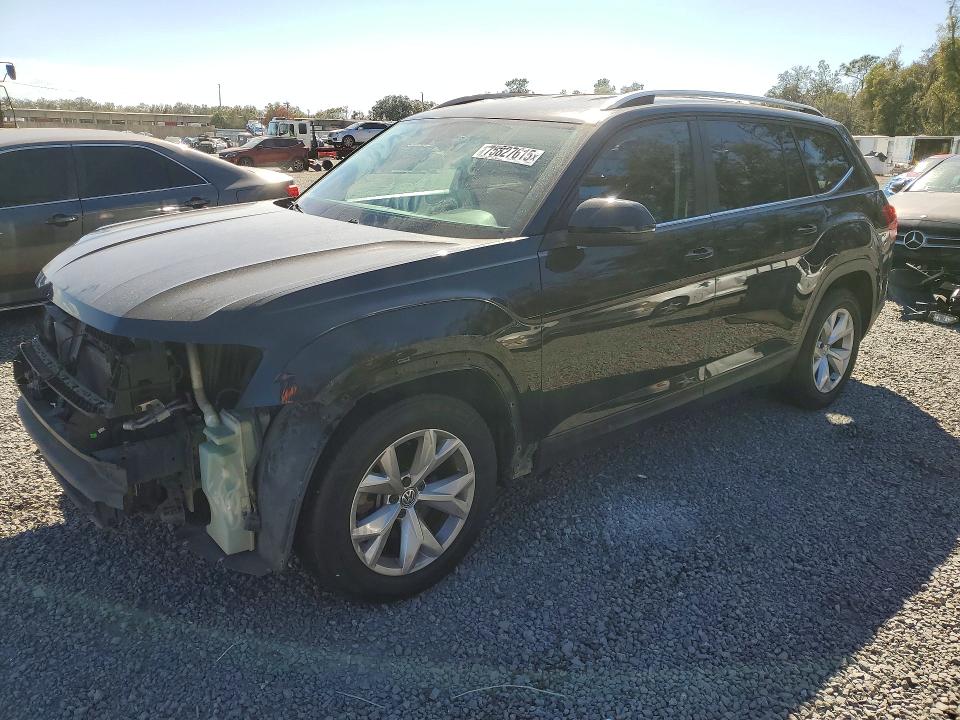 VOLKSWAGEN ATLAS 2019 with VIN 1V2DR2CA2KC516142 - Photo from auction
