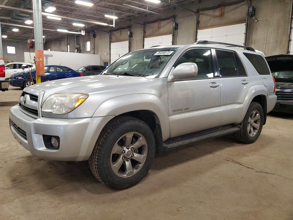 TOYOTA 4RUNNER 2008 with VIN JTEBU17R680128855 - Photo from auction