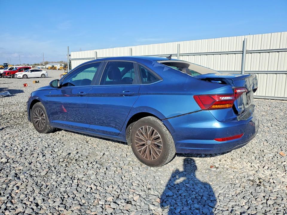 Photo 2 from auction – 2019 VOLKSWAGEN JETTA with VIN 3VWC57BU4KM164596