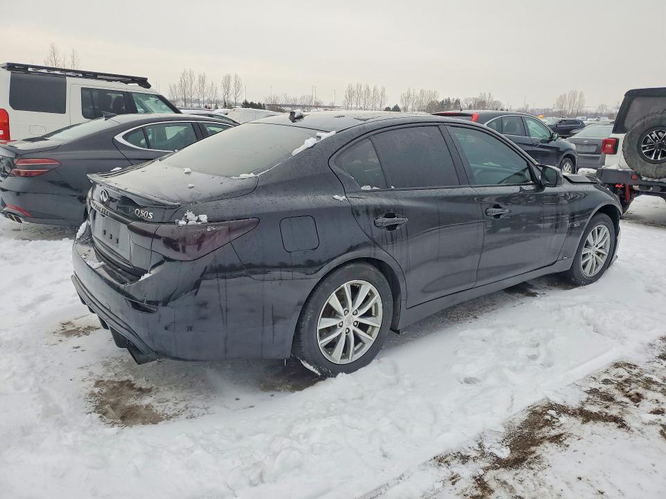 Photo 3 from auction – 2017 INFINITI Q50 with VIN JN1EV7AR9HM833347