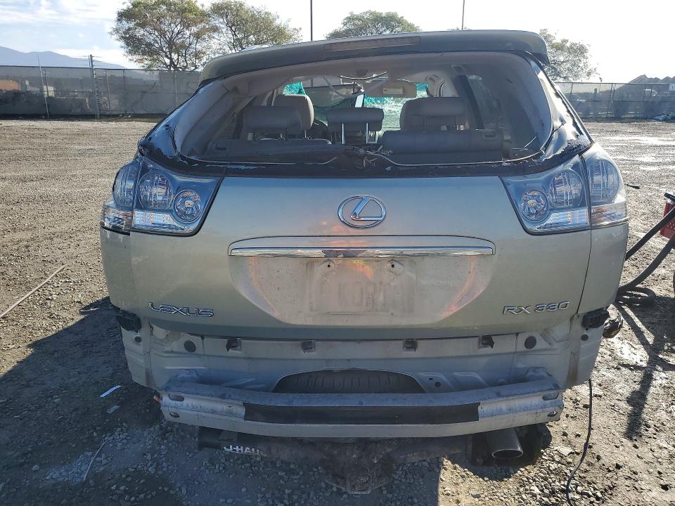 Photo 6 from auction – 2004 LEXUS RX with VIN JTJGA31U240043837