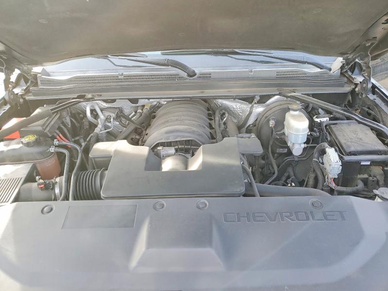Photo 12 from auction – 2016 CHEVROLET SUBURBAN with VIN 1GNSKJKC8GR453991