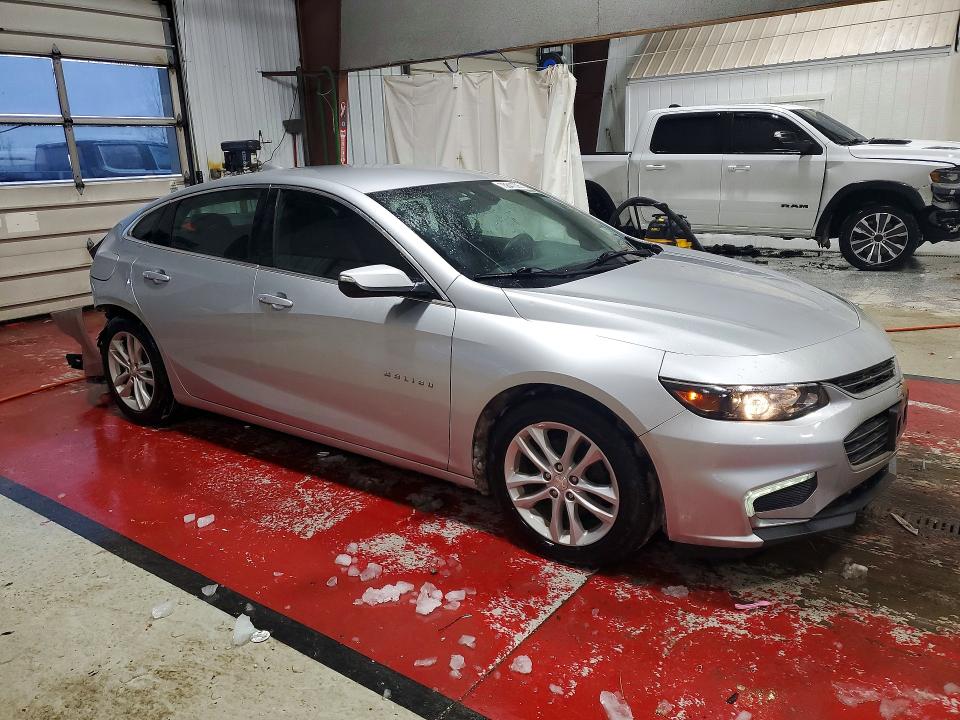 Photo 4 from auction – 2017 CHEVROLET MALIBU with VIN 1G1ZE5ST9HF242557