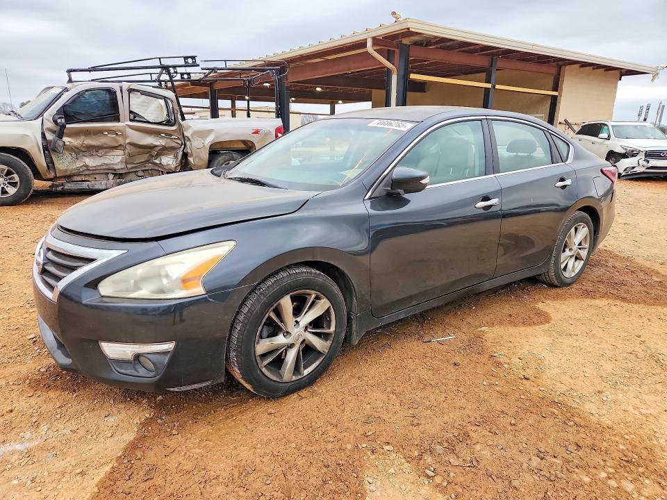 NISSAN ALTIMA 2015 with VIN 1N4AL3AP2FN383207 - Photo from auction