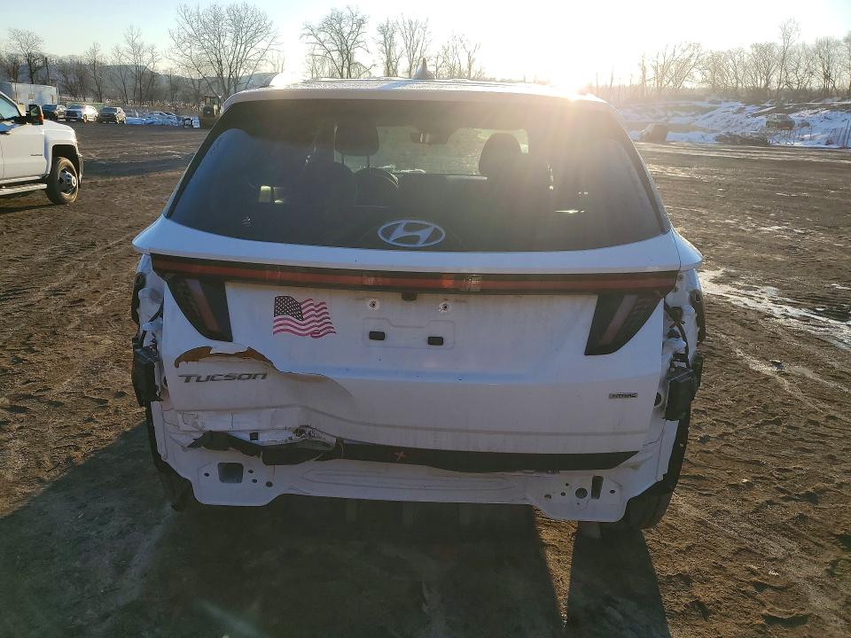 Photo 6 from auction – 2023 HYUNDAI TUCSON with VIN 5NMJBCAE6PH182453