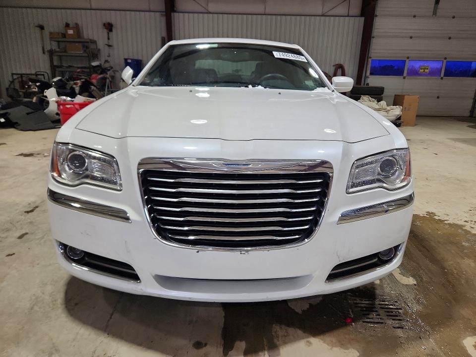 Photo 5 from auction – 2014 CHRYSLER 300 with VIN 2C3CCAAG9EH276268