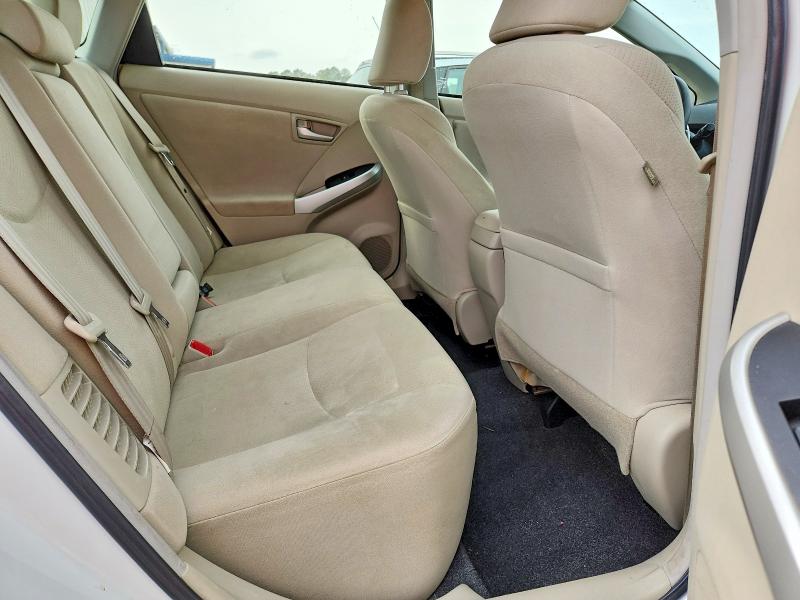 Photo 10 from auction – 2014 TOYOTA PRIUS with VIN JTDKN3DU2E1802298