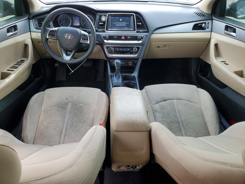 Photo 8 from auction – 2019 HYUNDAI SONATA with VIN 5NPE24AF3KH813879