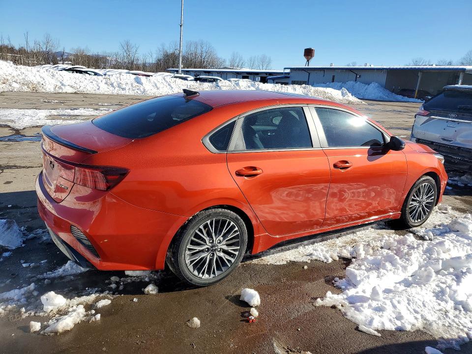 Photo 3 from auction – 2024 KIA FORTE with VIN 3KPF54AD1RE702210