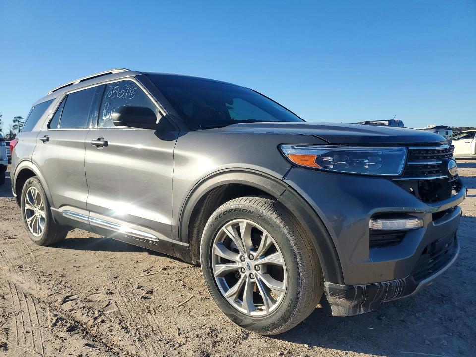 Photo 4 from auction – 2023 FORD EXPLORER X with VIN 1FMSK7DH9PGA76597