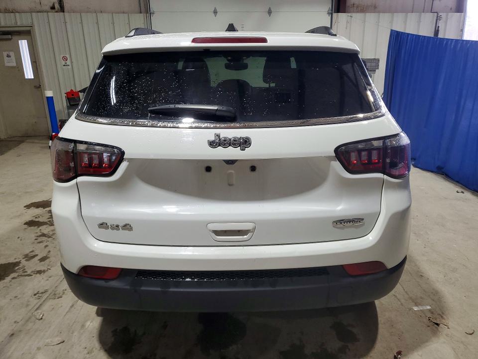 Photo 6 from auction – 2024 JEEP COMPASS with VIN 3C4NJDBN0RT118536