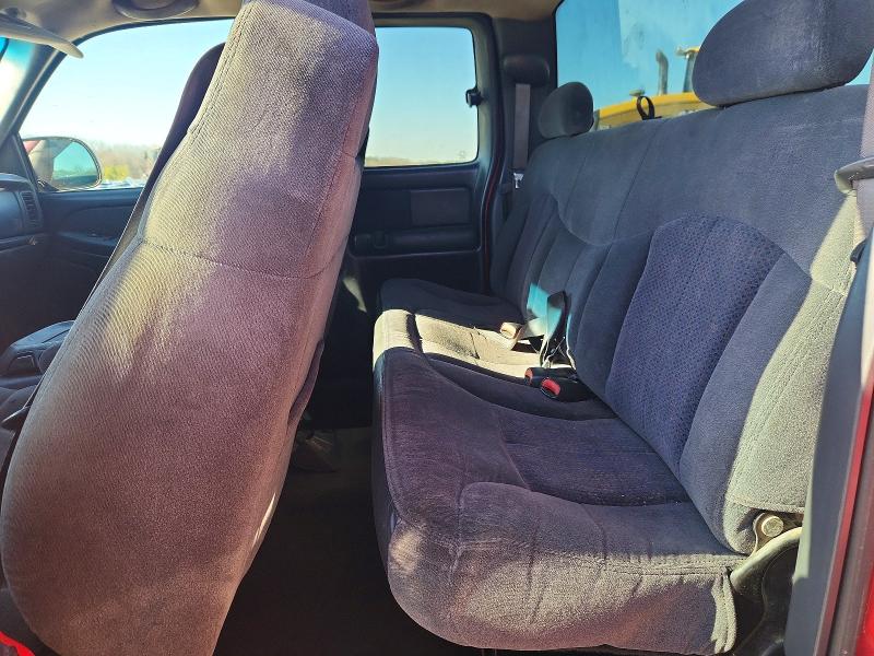 Photo 10 from auction – 2002 CHEVROLET SILVERADO with VIN 2GCEK19T021124795