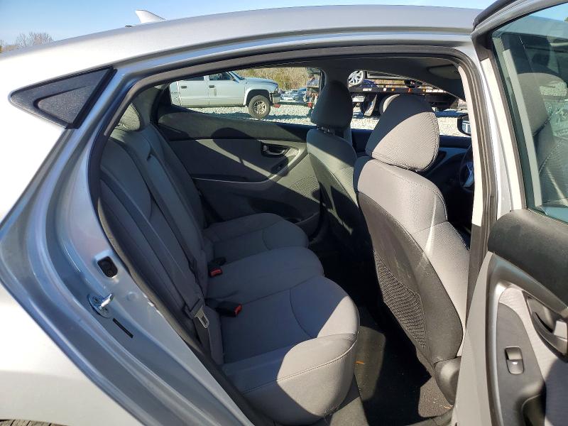 Photo 10 from auction – 2012 HYUNDAI ELANTRA GL with VIN 5NPDH4AE6CH119920