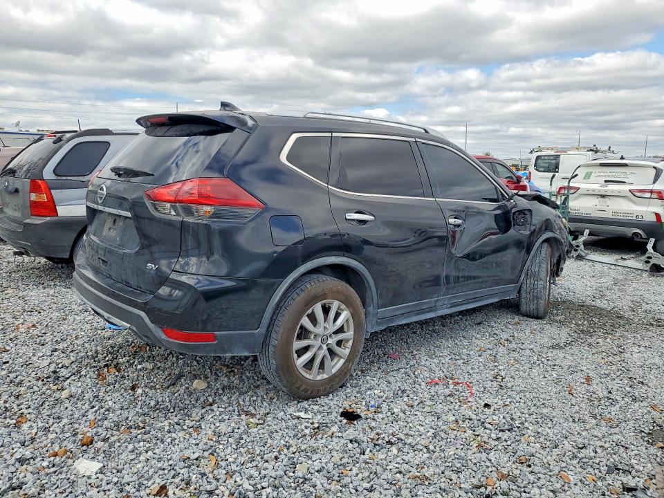 Photo 3 from auction – 2018 NISSAN ROGUE with VIN KNMAT2MT8JP506938