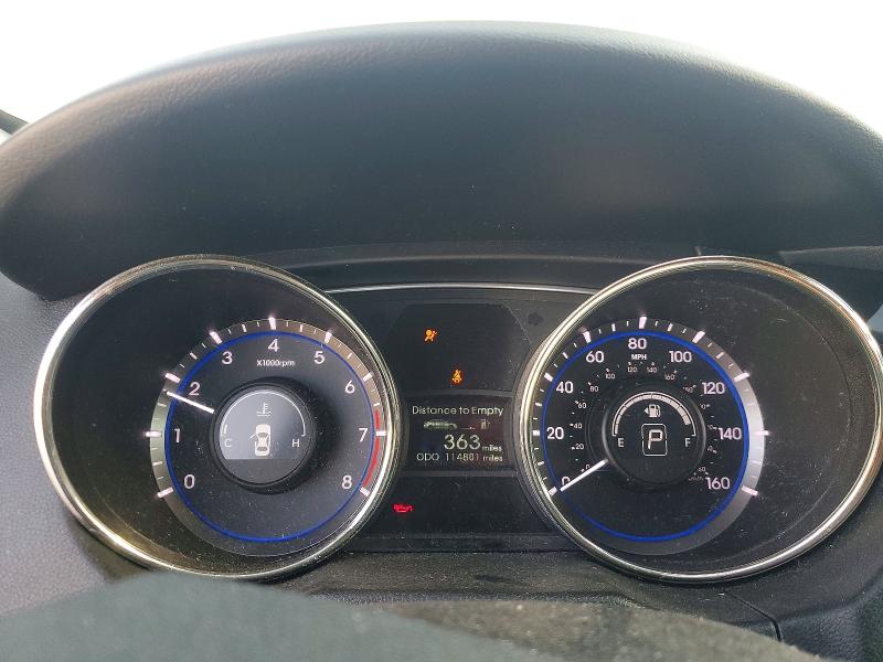 Photo 9 from auction – 2011 HYUNDAI SONATA with VIN 5NPEC4AC5BH136448