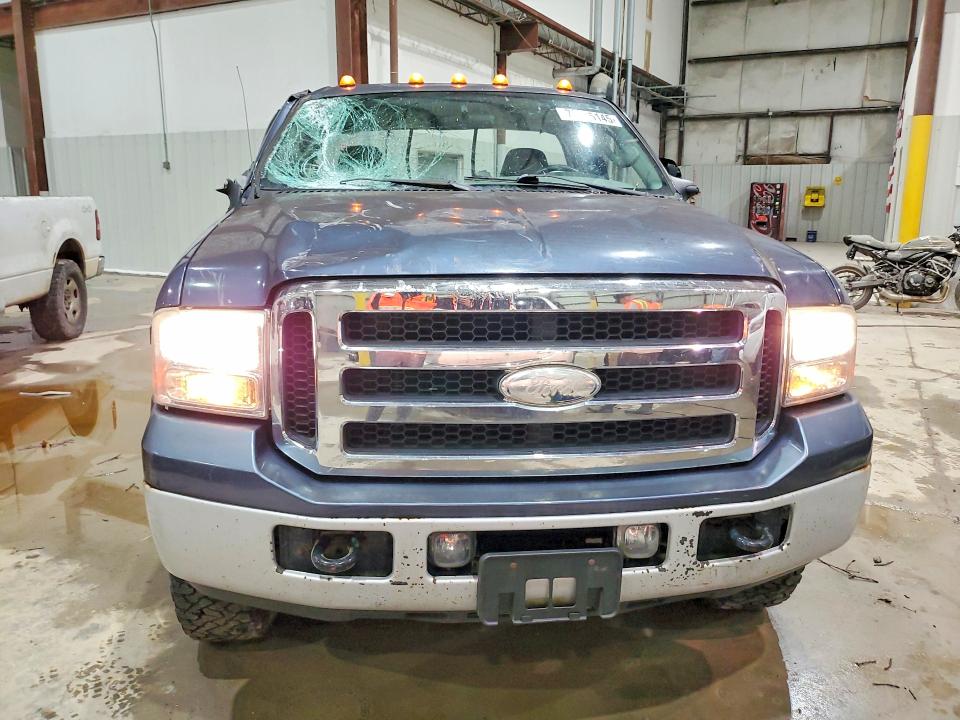Photo 5 from auction – 2006 FORD F250 SUPER with VIN 1FTNF21566EB37868