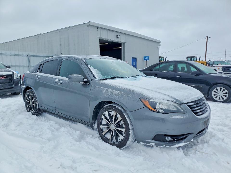 Photo 4 from auction – 2012 CHRYSLER 200 with VIN 1C3CCBHG4CN178720