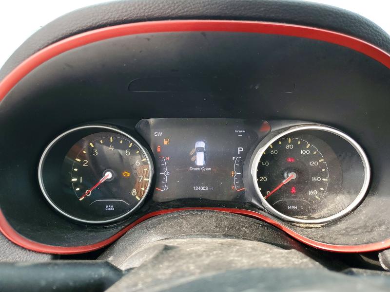 Photo 9 from auction – 2020 JEEP COMPASS with VIN 3C4NJDDB8LT127530