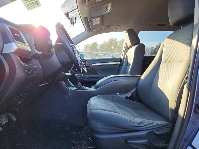 Photo 7 from auction – 2015 TOYOTA HIGHLANDER with VIN 5TDBKRFH7FS109517