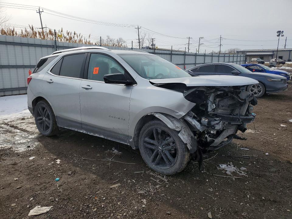 Photo 4 from auction – 2021 CHEVROLET EQUINOX with VIN 3GNAXKEV6ML316261