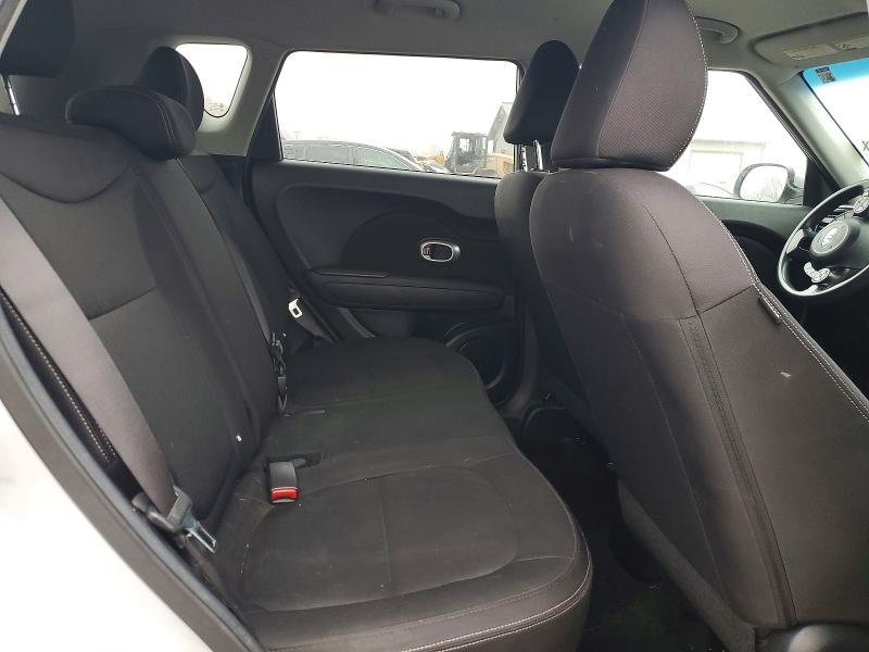 Photo 10 from auction – 2015 KIA SOUL with VIN KNDJN2A25F7764864