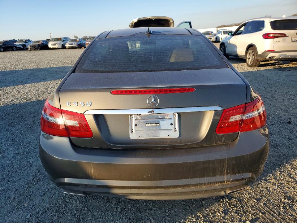 Photo 6 from auction – 2010 MERCEDES-BENZ E CLASS with VIN WDDKJ7CB5AF004657