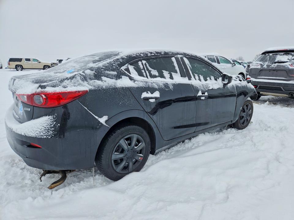 Foto 3 de la subasta – 2018 MAZDA 3 SPORT con VIN 3MZBN1U77JM220755