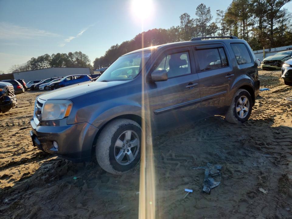HONDA PILOT EX 2011 with VIN 5FNYF4H46BB068078 - Photo from auction